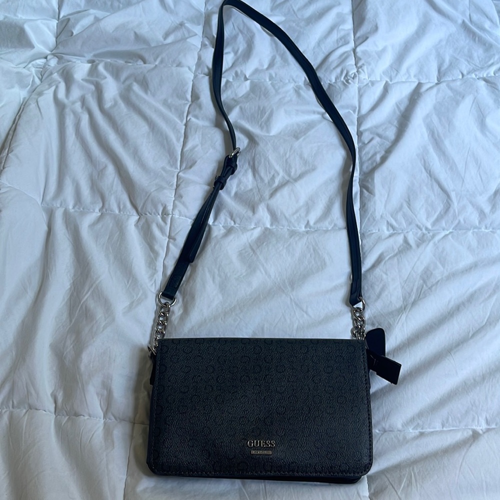 Guess purse